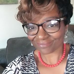 Meet your Posher, Monae